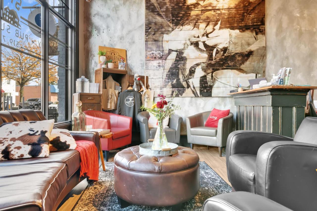 Heart & Hops Brewery Suites Kingsville Екстериор снимка
