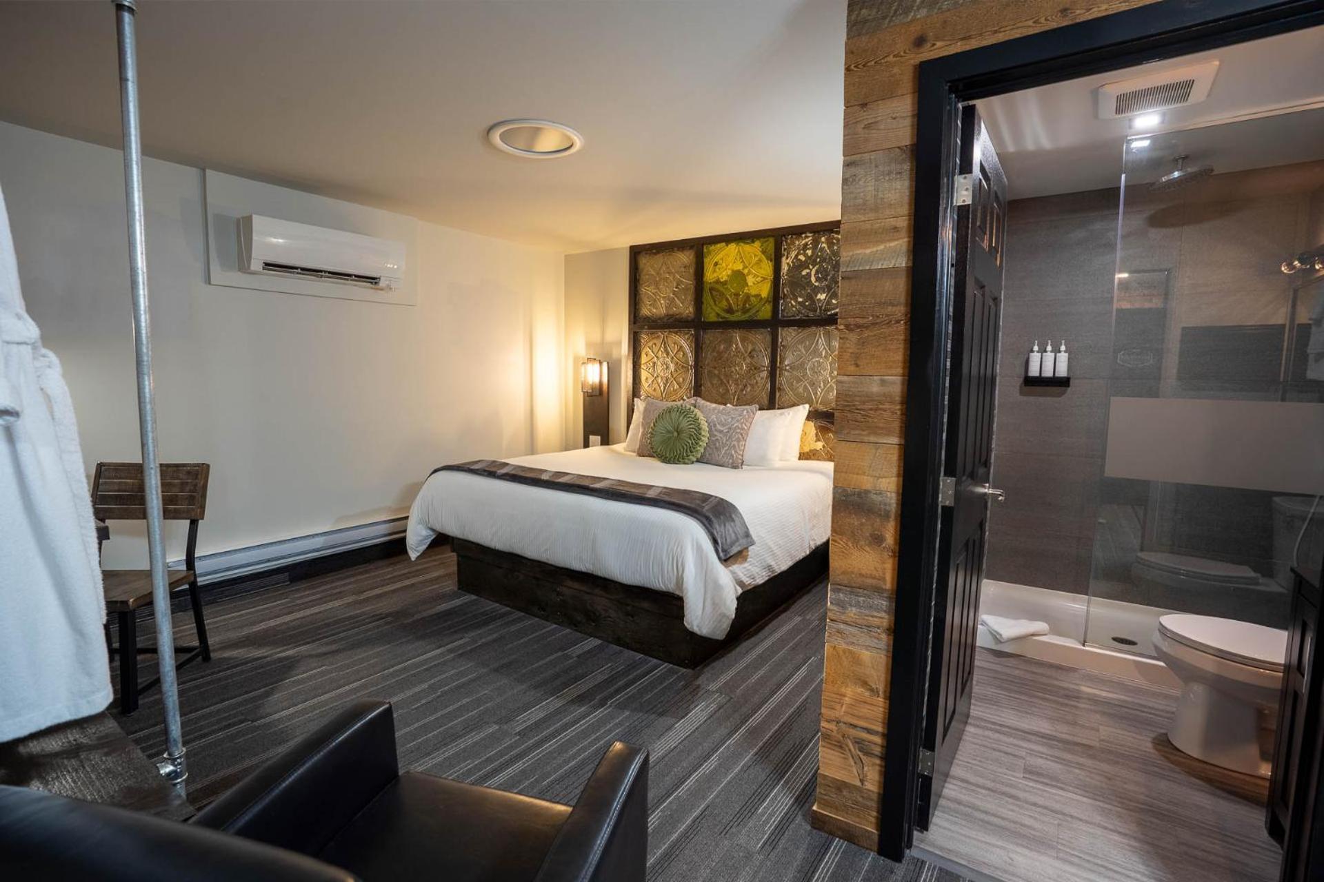 Heart & Hops Brewery Suites Kingsville Екстериор снимка